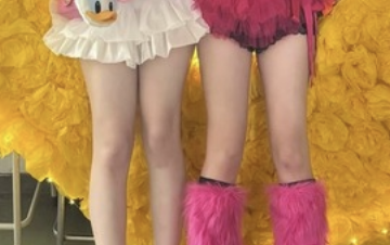 【画像】女子高の文化祭、もう性的コンテンツすぎんだろ・・・