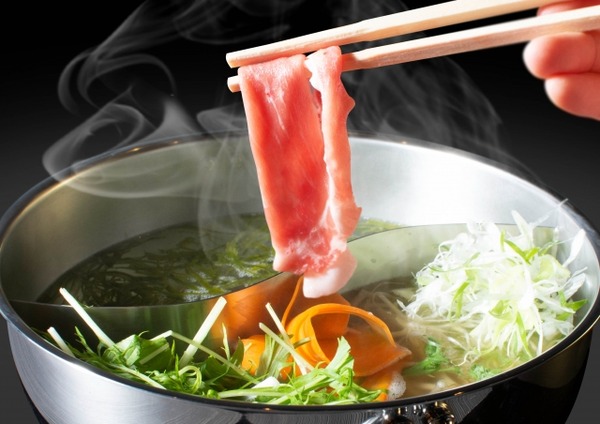 【悲報】しゃぶ葉、最安コース客が「高い肉」を配膳ロボから横取りする事案が相次ぐｗｗｗ