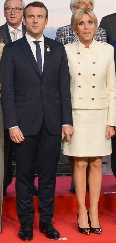 【フランス暴動】全国3000店舗が襲撃される中、なぜかマクロン大統領婦人の実家のマカロン屋に機動隊車両6台の厳重警備が判明 ｗｗｗ