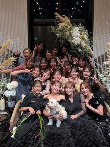 【悲報】「メンツが豪華すぎる」ＡＫＢ黄金期メンバーが結婚式で大集結、山本彩・川栄李奈の姿も