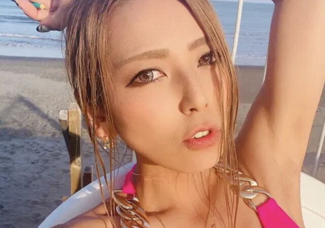 【大悲報】ワイ総理大臣、黒ギャルセクシー女優がなかなか増えない事に憂慮を示す・・・