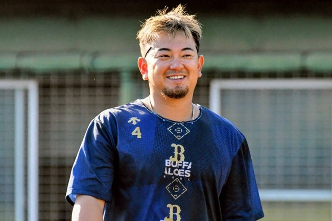 森友哉(31歳)4年契約終了www