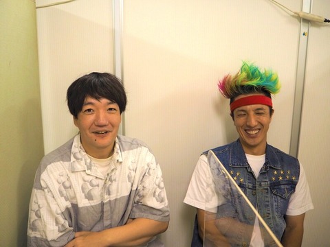 【悲報】2700八十島さん、脱退した元相方ツネに落胆し完全決別「ヒジ禁止なのにヒジ出しててがっかり」