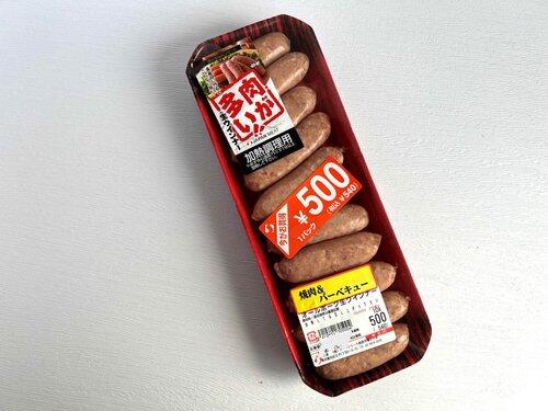 【悲報】ウインナーを生で食べる奴さんwww
