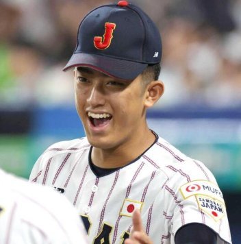【画像】ドラフト注目の織田くんの『お母さん』がいいべすぎて話題にwww