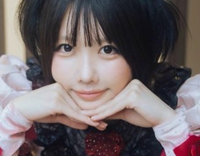 【画像】あのちゃん、エチエチすぎる太ももを披露してしまう！