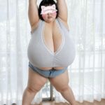 【画像】ギネス級のおぱーいした女さんが発見される