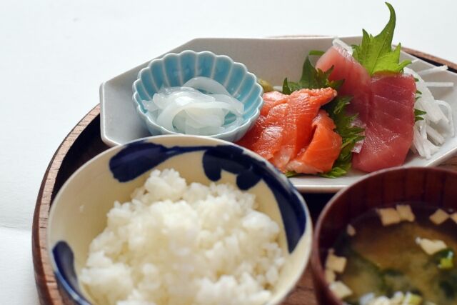 刺身とご飯は合わないって風潮が一般的だったのをネット見るまで知らなかった