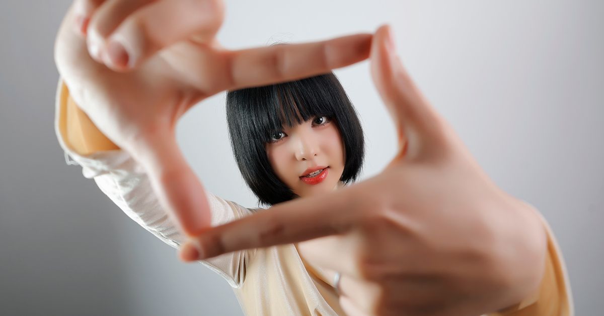 【画像】ボーイッシュレズ女優さん、脱いだらしっかり女だった。。。