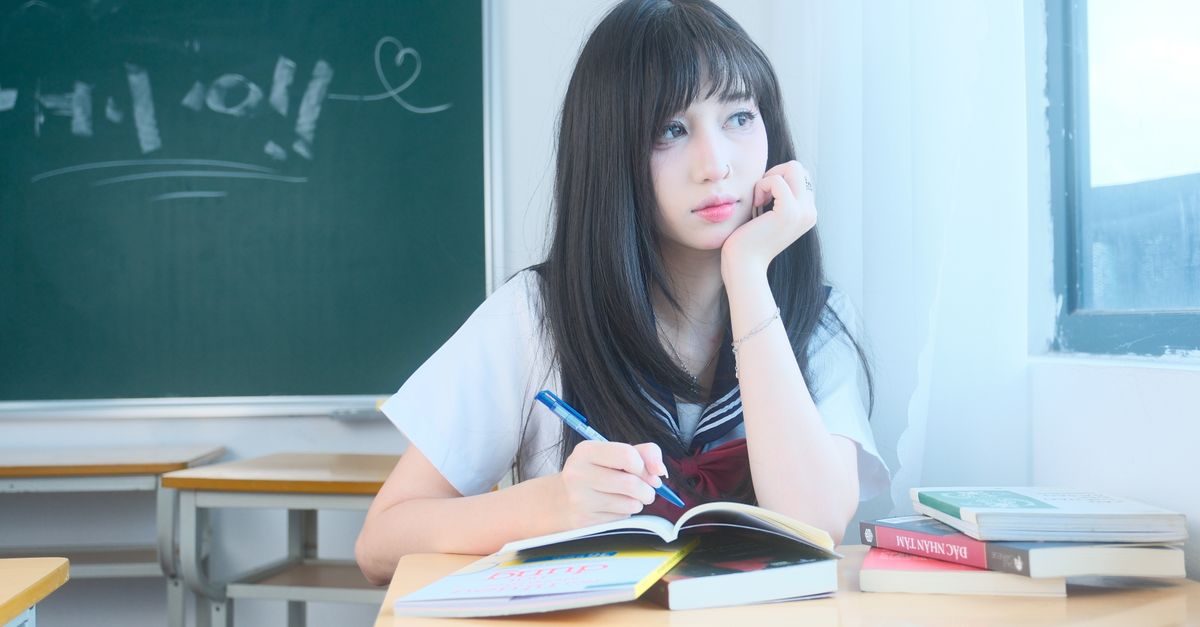 【悲報】激エチJKさん、弱者男性にひとこと物申してしまう…。。。