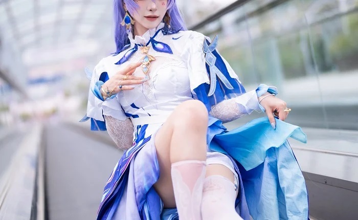 【画像】24歳ロリ系コスプレイヤーさんwww