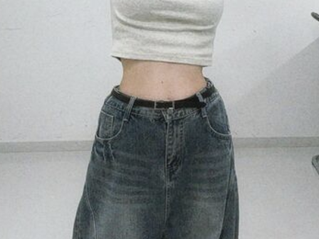 【速報】乃木坂OG、セクシーすぎるクビレを丸出ししてしまう