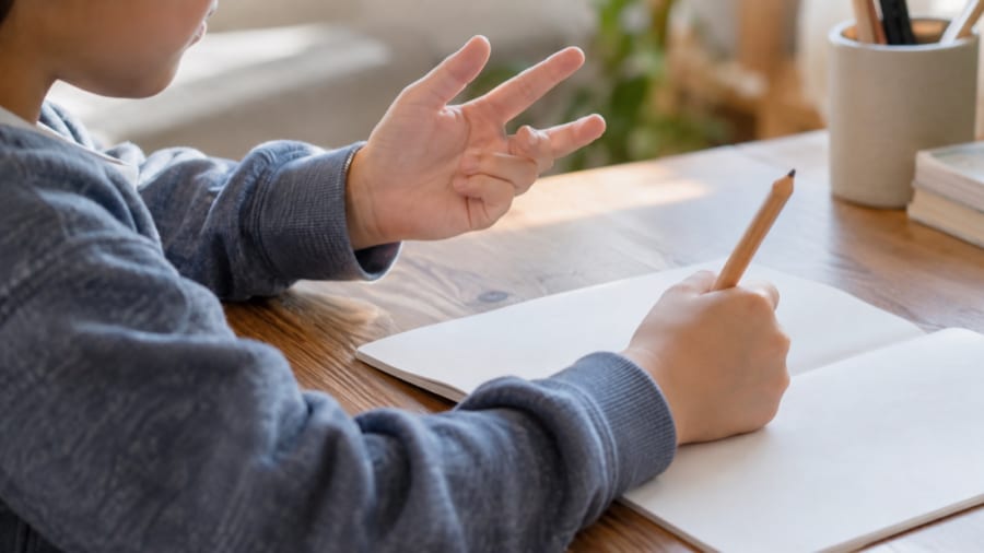 算数が極端に苦手な子の脳に見られた「ある違い」