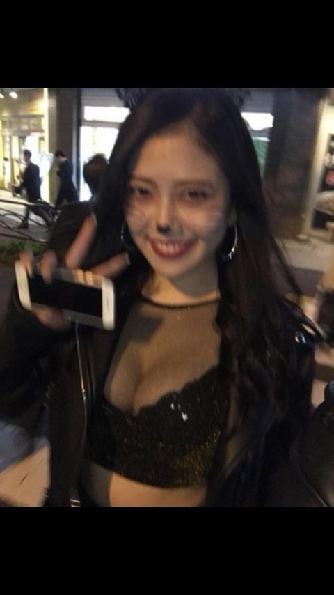 【画像】8年前の渋谷ハロウィン、スレンダーえちJDだらけwww