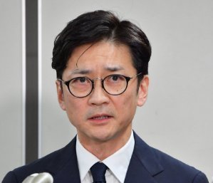 国分太一さんはなぜ男性スタッフのおチ●ポ写真が欲しがったのか…