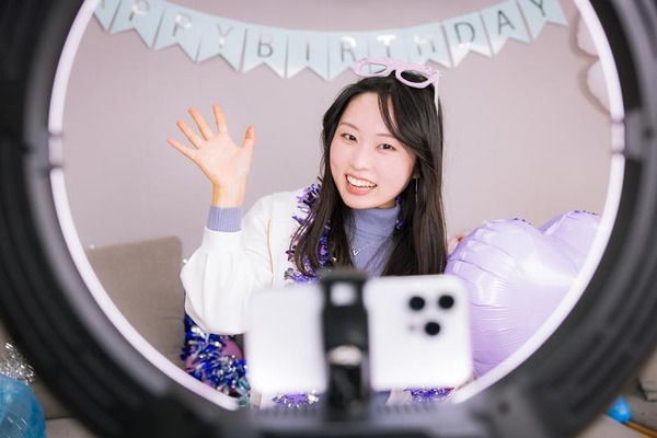 【衝撃画像】井口裕香さん、ノーブラで生配信を敢行してしまう⇒！！