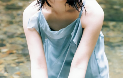 【悲報】女の子さん、ブラジャーを外して散歩するだけでバズるwww