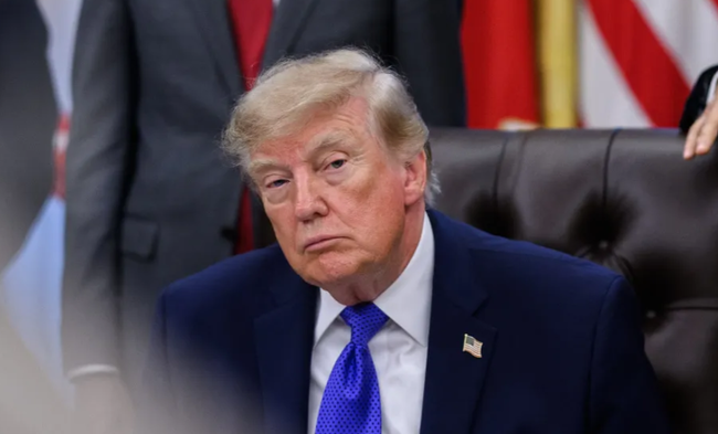 トランプ大統領「ワシントンにいる蚊を9割減らせ。大統領令な」