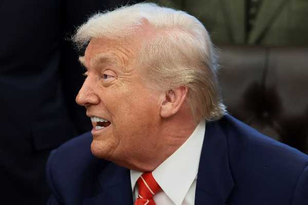 【軍事処刑】トランプ大統領が13人を殺害した元米陸軍少佐に銃殺刑を命じる…